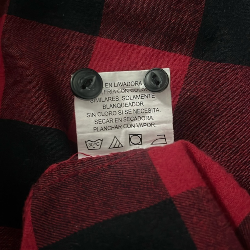 Beverly Hills Polo Club Button Up Mens M Red Black Buffalo Plaid Flannel - Picture 5 of 8